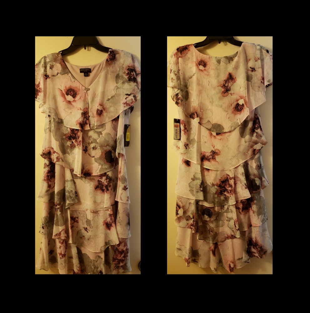 Womans floral dress, Size ten
